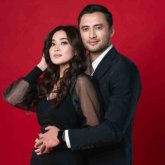 «Мен ештеңеге араласпаймын, бәрін өзі шешеді»: Тәуекел Мүсілімнің әйелі күйеуінің қамқорлығын айтты