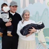 «Күшіктеп кетті»: Үшінші сәбиіне жүкті Төреғалидің қарындасы өзін сынағандарға жауап берді