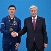 «Жиырмаға толмай орден алдым»: Төрехан Сабырхан ерекше жазба жариялады