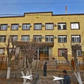 Досының үйі деп ойлаған: Жезқазғанда ер адам прокуратура қақпасын бүлдірді