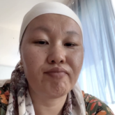 «Еркек бір жезөкшемен жатса да кешіріледі»: Желіде жанайқайын жеткізген келіншектің пікірі талқыға түсті (ВИДЕО)