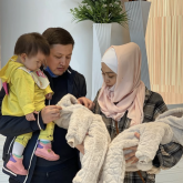 «Сүйінші, ағайын!»: Әзілкеш Нұрболхан Шарапов қуанышты жаңалығын бөлісті (ФОТО)