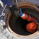 Қарағандыда кәріз құбырын ауыстырып жатқан 2 жұмысшы ажал құшты