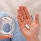 Министр әйелдерге жоспарланбаған жүктіліктен қорғайтын әдістерді тегін ұсынбақ