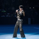 Димаш Құдайберген Almaty Arena сахнасында жаңа туындысын таныстырды