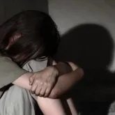 Түркістан облысында 15 жастағы қыз 71 жастағы туыс атасынан жүкті болып қалған