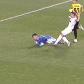 «Қайрат» пен «Пафос» ойыны: Темірлан Анарбеков тағы да жарақат алып қалды (ВИДЕО)