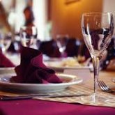 Арқалықта тойға барған қонақтар жаппай тамақтан уланып, 85 адам ауруханаға түсті