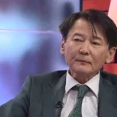 «Әлішер Кәрімовтен әлсіз бе?»: Қыдырәлі Болманов «Ұлытау» тобының марапат алмағанына ашуланды (ВИДЕО)