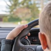 «Әкесінің көлігін сұрамай мініп кеткен»: Ақтөбеде 8-сынып оқушысы қаза тапты