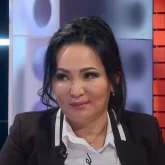 «Ана жүрегімді тілгілей бермеңдер»: Гүлзира Айдарбекова желідегі дауға пікір білдірді