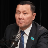 «Жауап беруге дайынмын»: Абзал Құспан қоғамды дүрліктірген пікіріне қатысты мәлімдеме жасады