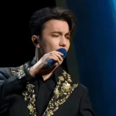 «Ақша үшін әнші атанбадым»: Димаш әлемдегі белді телеарнаға тікелей эфирде сұхбат берді (ВИДЕО)