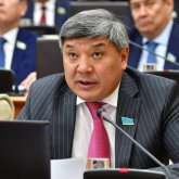 ЛГБТ идеологиясы балалардың құқығына қол сұғады - Жанарбек Әшімжан