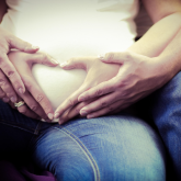 Ерлер жаппай декретке кете ме? депутаттар әкелердің еңбек өтілін есептеу нормасын талқылады