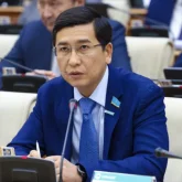 «Әділетсіздік жиі кездеседі»: Асхат Аймағамбетов жалақы теңсіздігін сынға алды