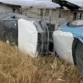 Жол апаты: Ақмолада су жаңа машиналар тиелген көлік аударылды (ВИДЕО)