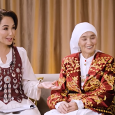 «Осыны да журналист дейді-ау»: Ләйлә Сұлтанқызының сауатсыз сұрақтары көптің ашуына тиді (ФОТО)