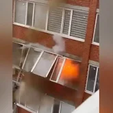 Оралда көпқабатты үйде адам шошырлық жарылыс болды (ВИДЕО)