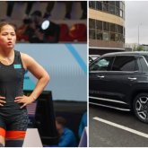 «Шұғыл түрде ақша қажет»: Қазақстандық балуан қымбат көлігін сатуға шығарды