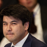 Бишімбаев алиментті аз төлеу үшін қандай қулыққа барғаны белгілі болды (ВИДЕО)