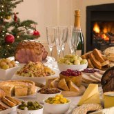 «Жаңа жыл дастарханынан қалған тағамды ертеңіне жеуге болмайды»: Дәрігер көпшілікке үндеу жасады