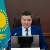 «Жұмыс істей алмасаңыздар ашық айтыңыздар»: Олжас Бектенов шенеуніктерге маңызды үндеу жасады