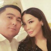 Қамауға алынды: Әнші Маржан Арапбаеваны азаматтық некедегі күйеуі соққыға жықты