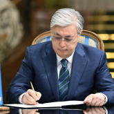 Қасым-Жомарт Тоқаев мектеп мұғалімін халықаралық байқаудағы жеңісімен құттықтады