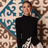 «24/7 жұмыс істейміз»: Динара Сәтжанның «байлық формуласы» желіні шулатты (ВИДЕО)