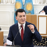 Конституциямыз ел тарихында тұңғыш рет қазақ тілінде жазылып жатыр – Ерлан Қарин