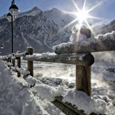 Алматы тауында ер адам қар көшкінінің астында қалды