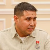 Ресейде 7-қабаттан құлаған баланы құтқарған өзбек азаматын Шавкат Мирзиевтің өзі марапаттады