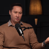 «Атып өлтіріп кетеді деп ойладым»: Азамат Сатыбалды басшылықтан неге кеткенін айтты (ВИДЕО)