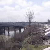 Жетісайда жол опырылып қалды: әкімдік қауіпті учаскені бақылаусыз қалдырған