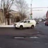 Көкшетауда көктем келсе, жөнделген жол қармен бірге еріп кетеді