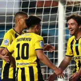 «Қайрат» «Астананы» ойсырата жеңіп, турнирлік кестеде көш бастады