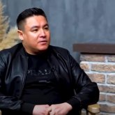 «Үйленген бе?»: Қайрат Түнтеков алғаш рет жеке өмірі жайлы айтты (ВИДЕО)