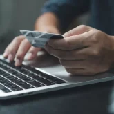 Банк ішіндегі алаяқтық: зейнеткердің атына рәсімделген несие жүйедегі осалдықты әшкереледі