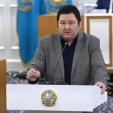«Әділет» партиясының съезі: Марат Шибұтов қоғамға ұран емес, нақты нәтиже керек екенін айтты