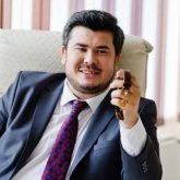 «Бұл есімдерге ақыл да, атақ та таңсық емес»: Алмас Алтай «Әділет» партиясының құрамы туралы