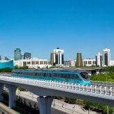 Астанада жолаушылардың кесірінен LRT тоқтап қалды (ВИДЕО)