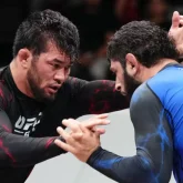Қазақстандық спортшы UFC-дің жаңа лигасында тарихи дебют жасады
