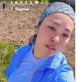 «Жаназада жыртыңдап..»: Тұрсынбек Қабатовтың тоқалы көпшіліктің сынына ұшырады