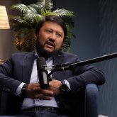 «Боқтап, дөрекі сөйлейтіндерден қорқу керек»: Мұхаммеджан Тазабек абьюзер еркектер жайлы (ВИДЕО)