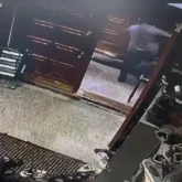 Мешіт қызметкері 15 жастағы жасөспірімді ұрып-соққан