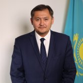 «Әлі мүмкіндік бар»: Саясат Нұрбек грантқа ілінбеген талапкерлерге үндеу жасады