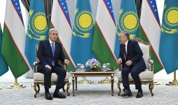 Мемлекет басшысы Өзбекстан Президенті Шавкат Мирзиёевпен келіссөз жүргізді