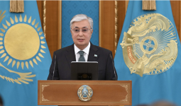 «Бұл мерекенің мән-маңызы айрықша»: Тоқаев қазақстандықтарды Тәуелсіздік күнімен құттықтады