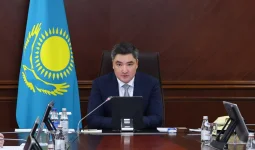 Суды үнемдеуге бөлінген 55 млрд қайда? – Бектенов министрден нақты нәтижені сұрады